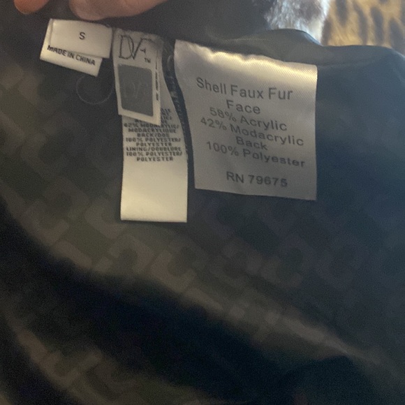 DVF Leopard Faux Fur Jacket size small - Picture 5 of 5